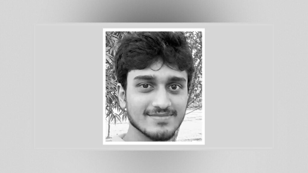 হাত-পা বেঁধে মাদকাসক্ত ছেলেকে হত্যা করলেন বাবা 3 হাত-পা বেঁধে মাদকাসক্ত ছেলেকে হত্যা করলেন বাবা