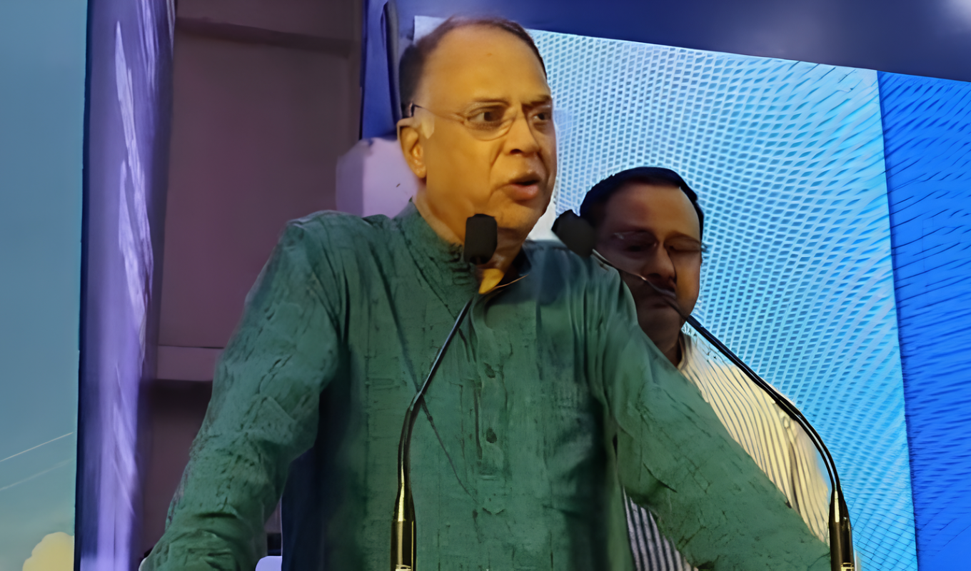 ‘বিদ্যুৎ ও জ্বালানি খাতে ১৭ বছরে কোনো উন্নয়ন হয়নি’ টুকুর বক্তব্যের কড়া জবাব নসরুল হামিদের 3 ‘বিদ্যুৎ ও জ্বালানি খাতে ১৭ বছরে কোনো উন্নয়ন হয়নি’—টুকুর বক্তব্যের কড়া জবাব নসরুল হামিদের